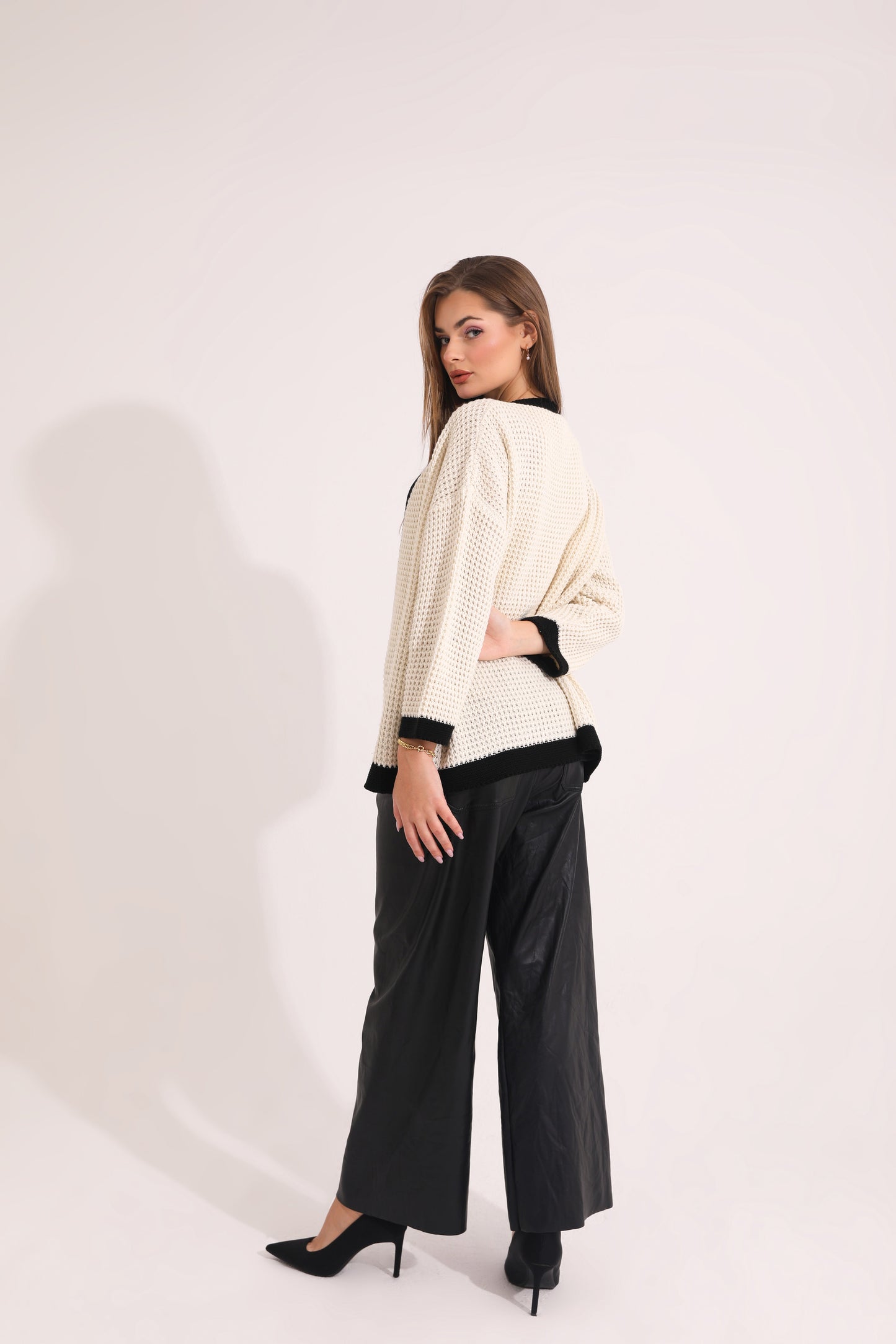 Contrast Color Knit Cardigan