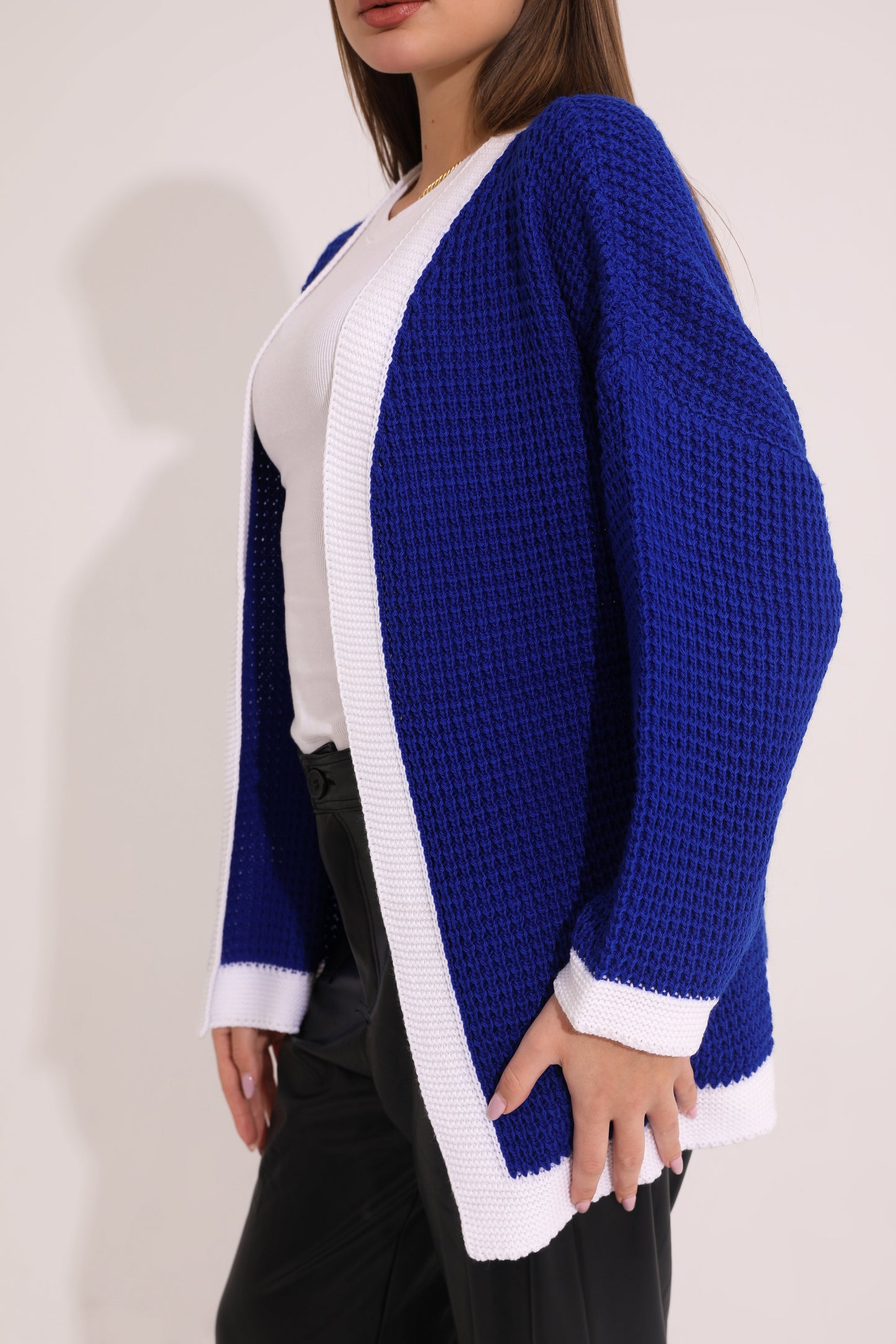 Contrast Color Knit Cardigan