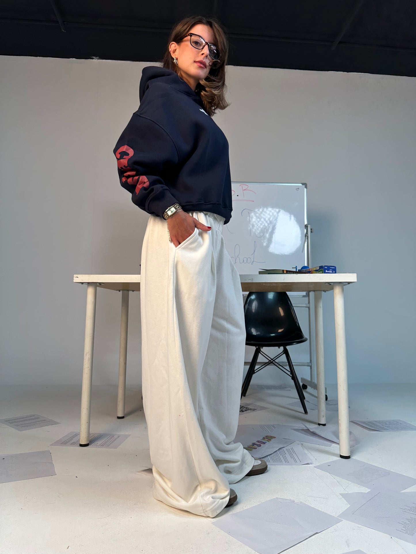 Relaxed Wide-Leg Pants