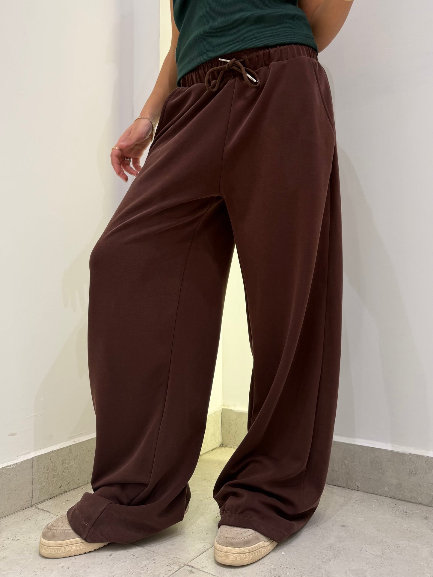 Lightweight Wide-Leg Pants