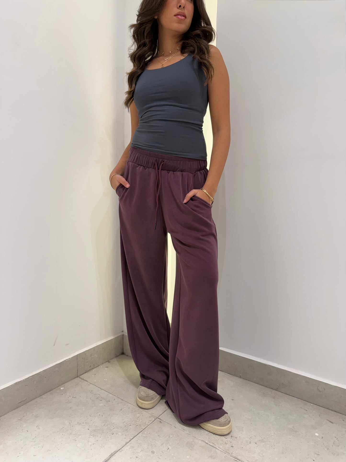 Lightweight Wide-Leg Pants