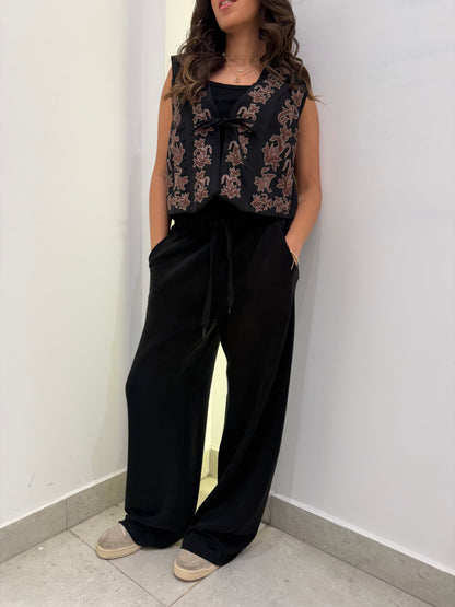 Lightweight Wide-Leg Pants