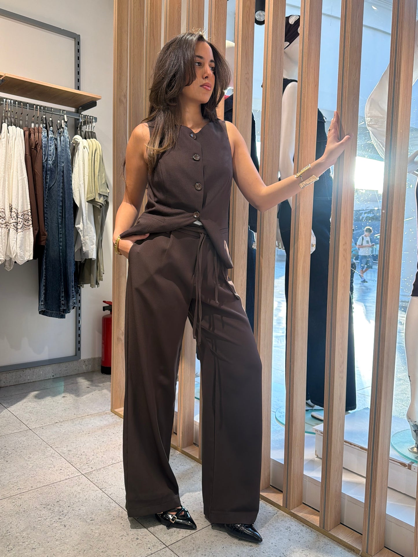 Sleeveless Vest