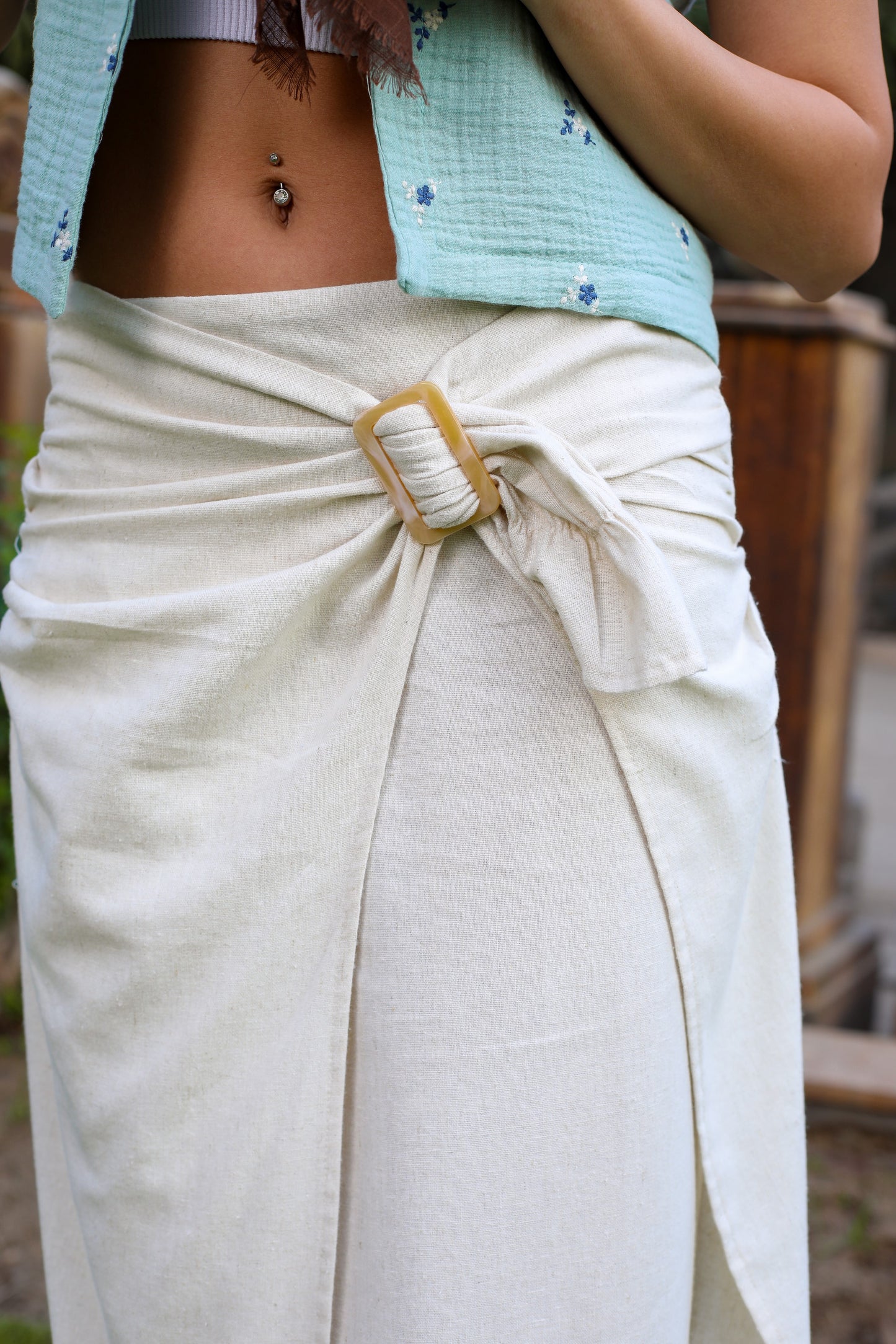 Dune Knot Buckle Skirt
