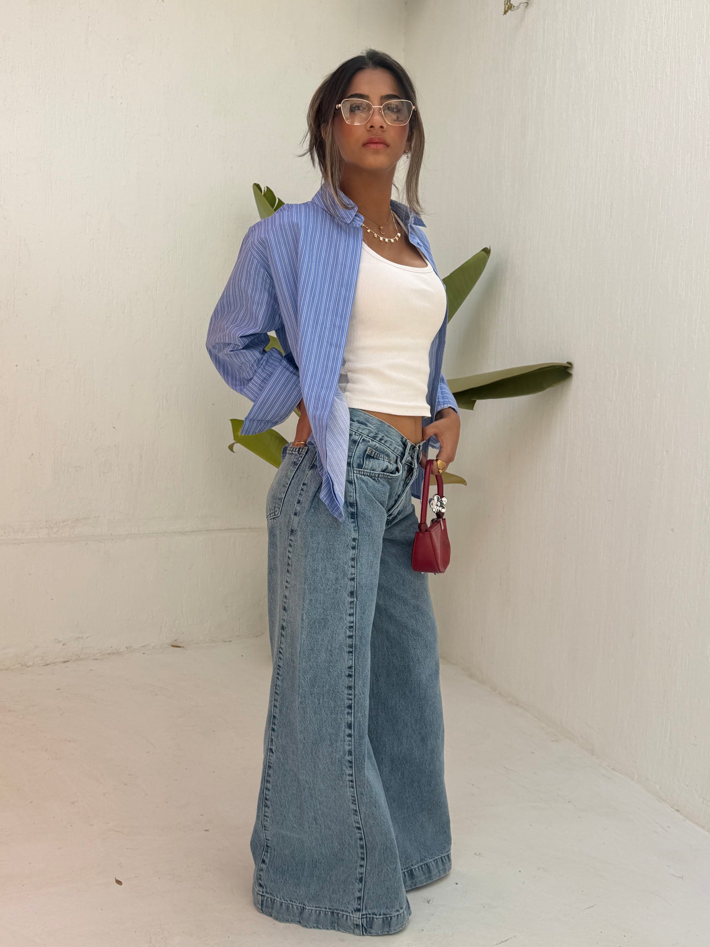 Essential Wide-Leg Jeans
