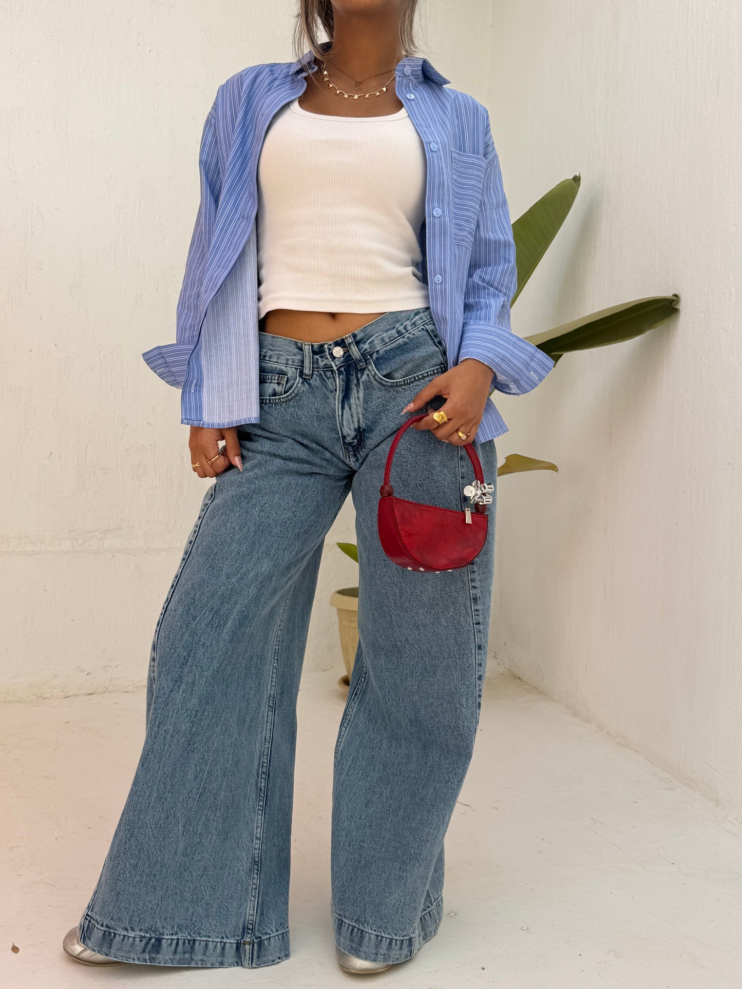 Essential Wide-Leg Jeans