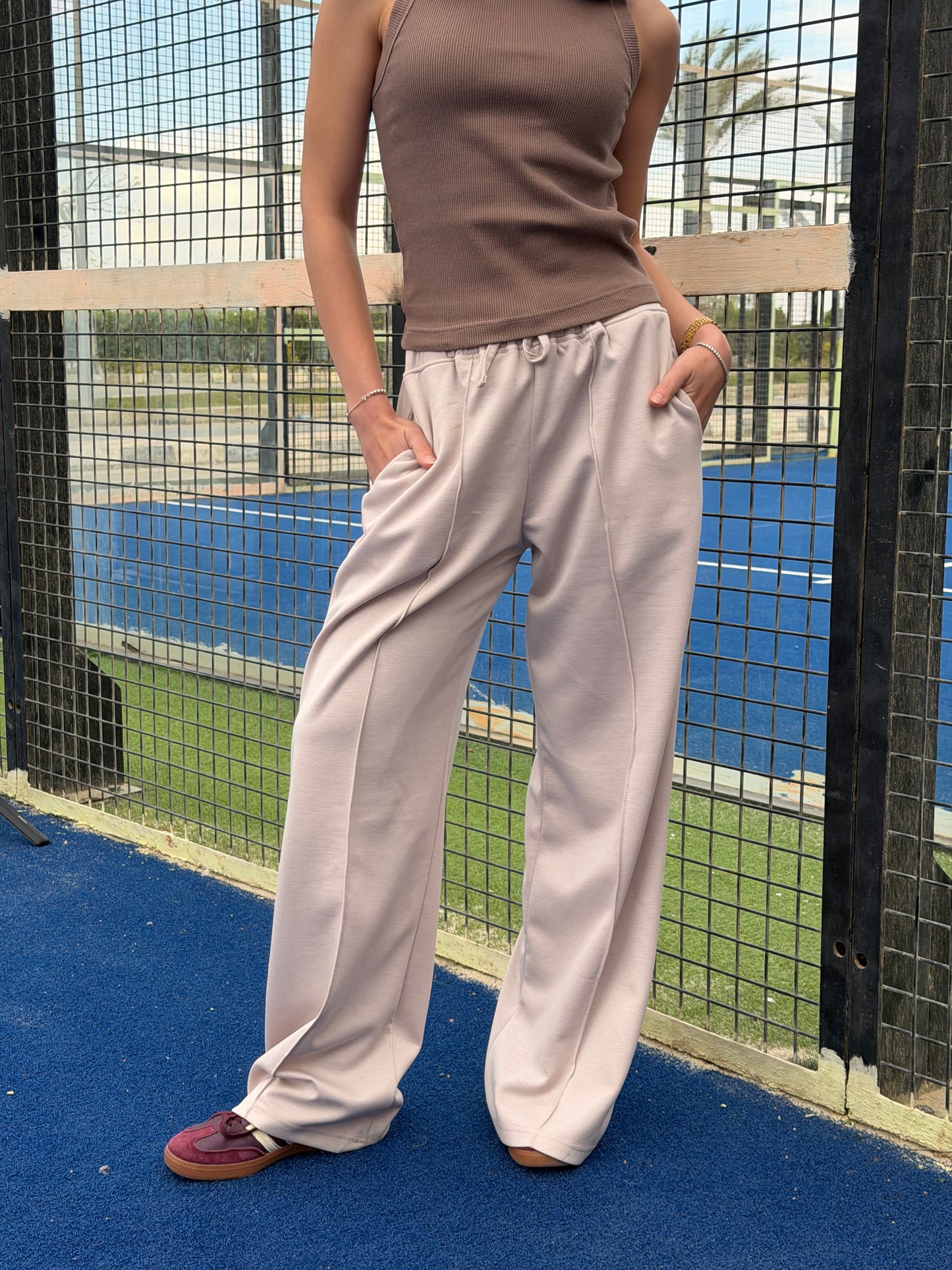 Oshi Wide-Leg Pants