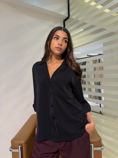 Classic Relaxed Button-Up Shirt