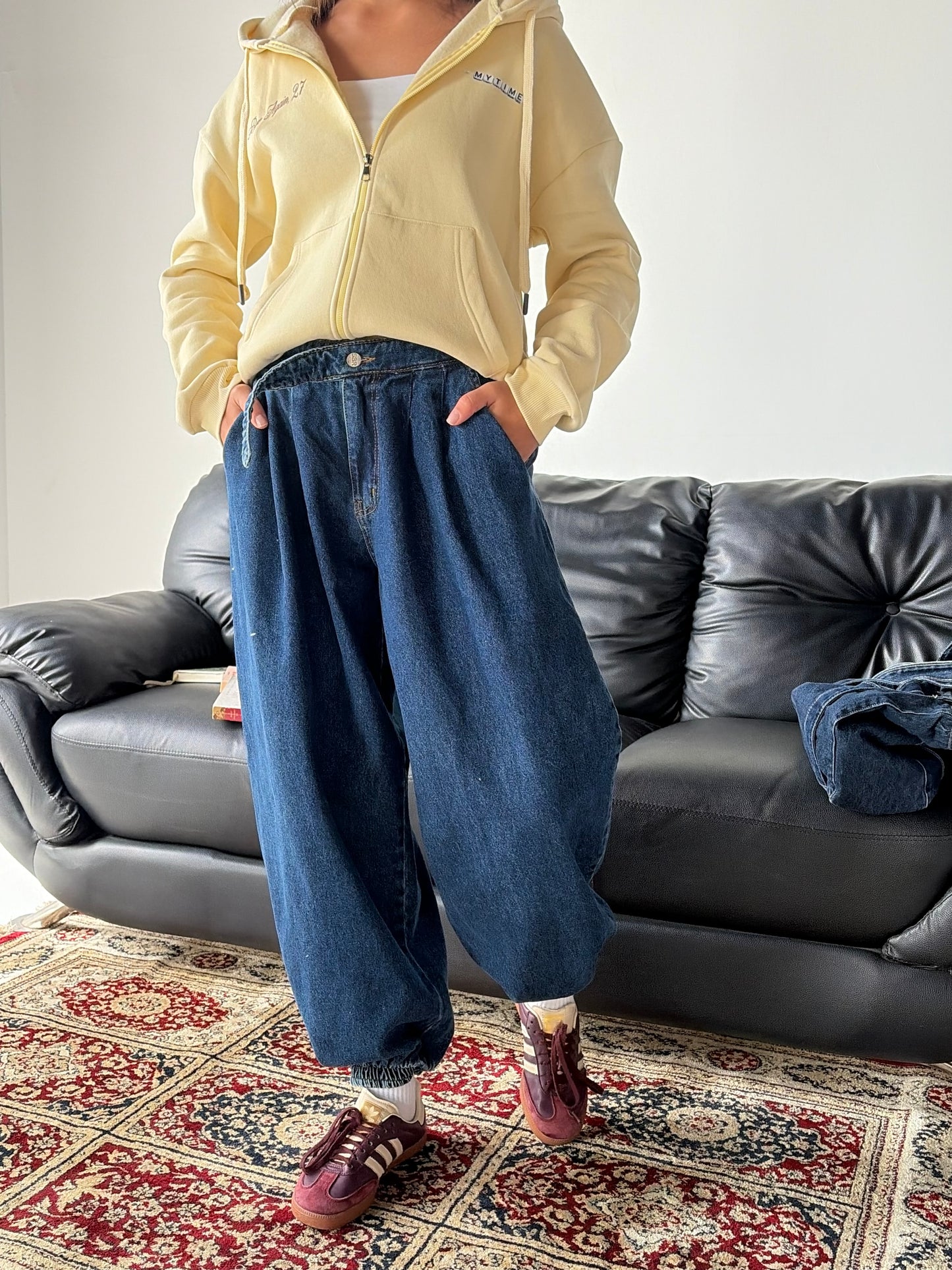 Relaxed Balloon Jeans